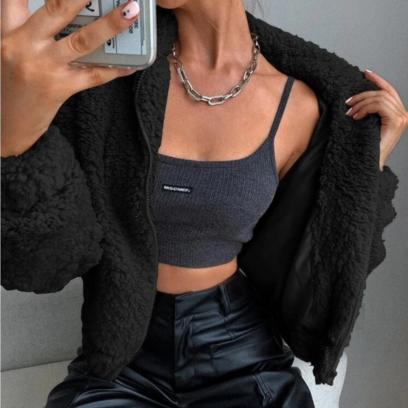 Cozy black zip up teddy jacket - Picture 5 of 6